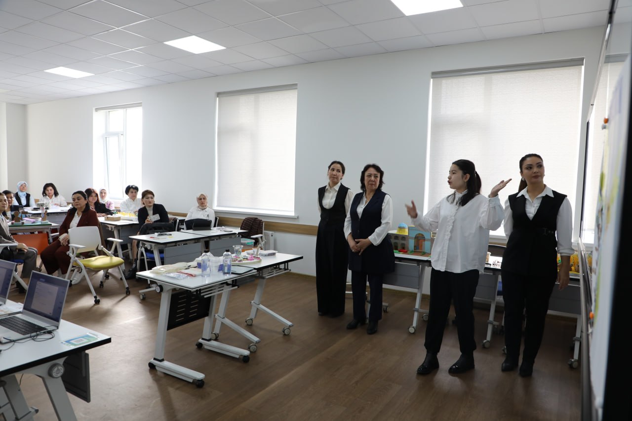 Ayni vaqtda institutda fevral oyida tashkil etilgan 100 soatlik malaka oshirish kursi tinglovchilarining yakuniy attestatsiya sinovlari o‘tkazilmoqda.